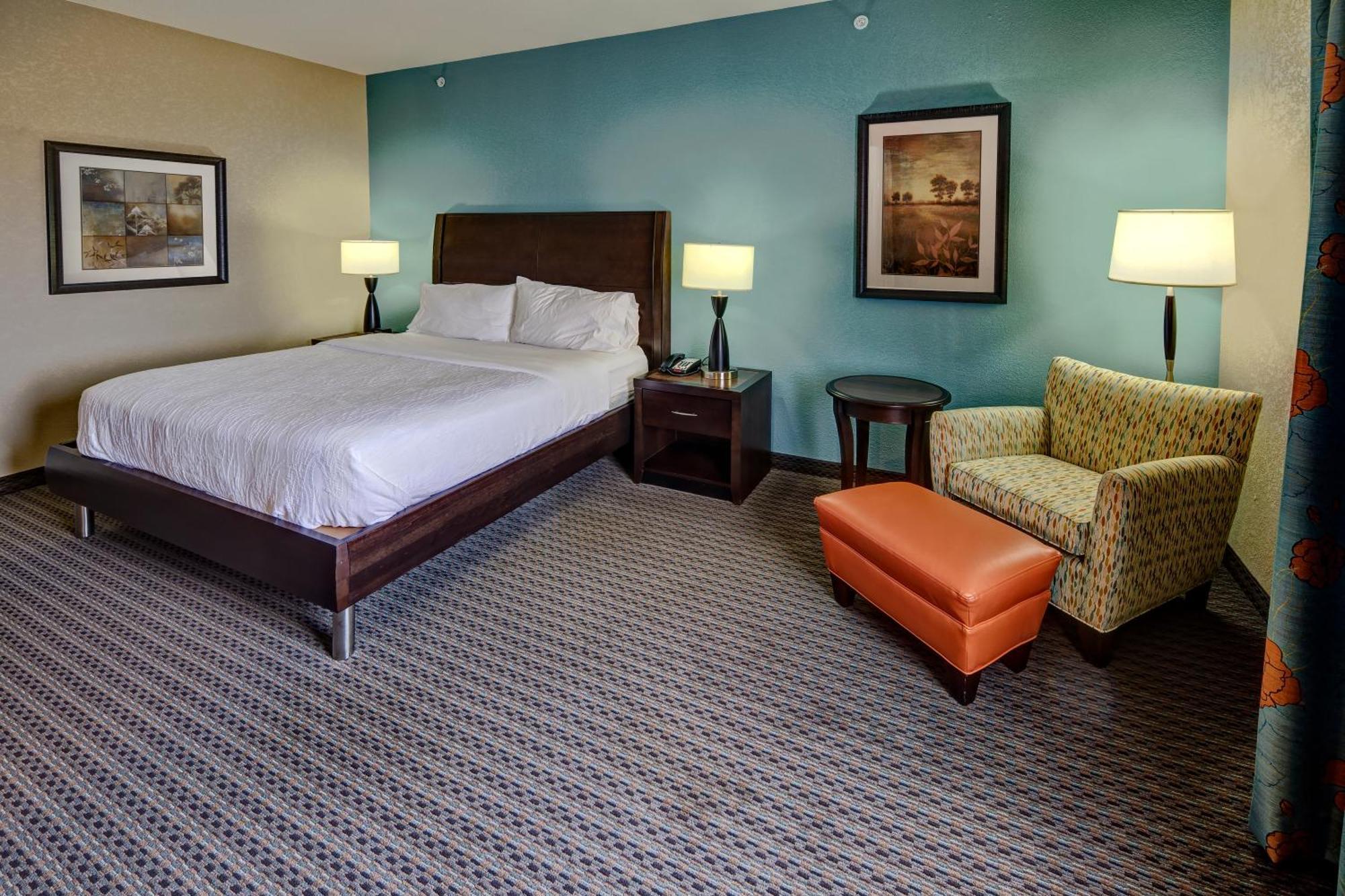 Hilton Garden Inn Midtown Tulsa Exteriör bild