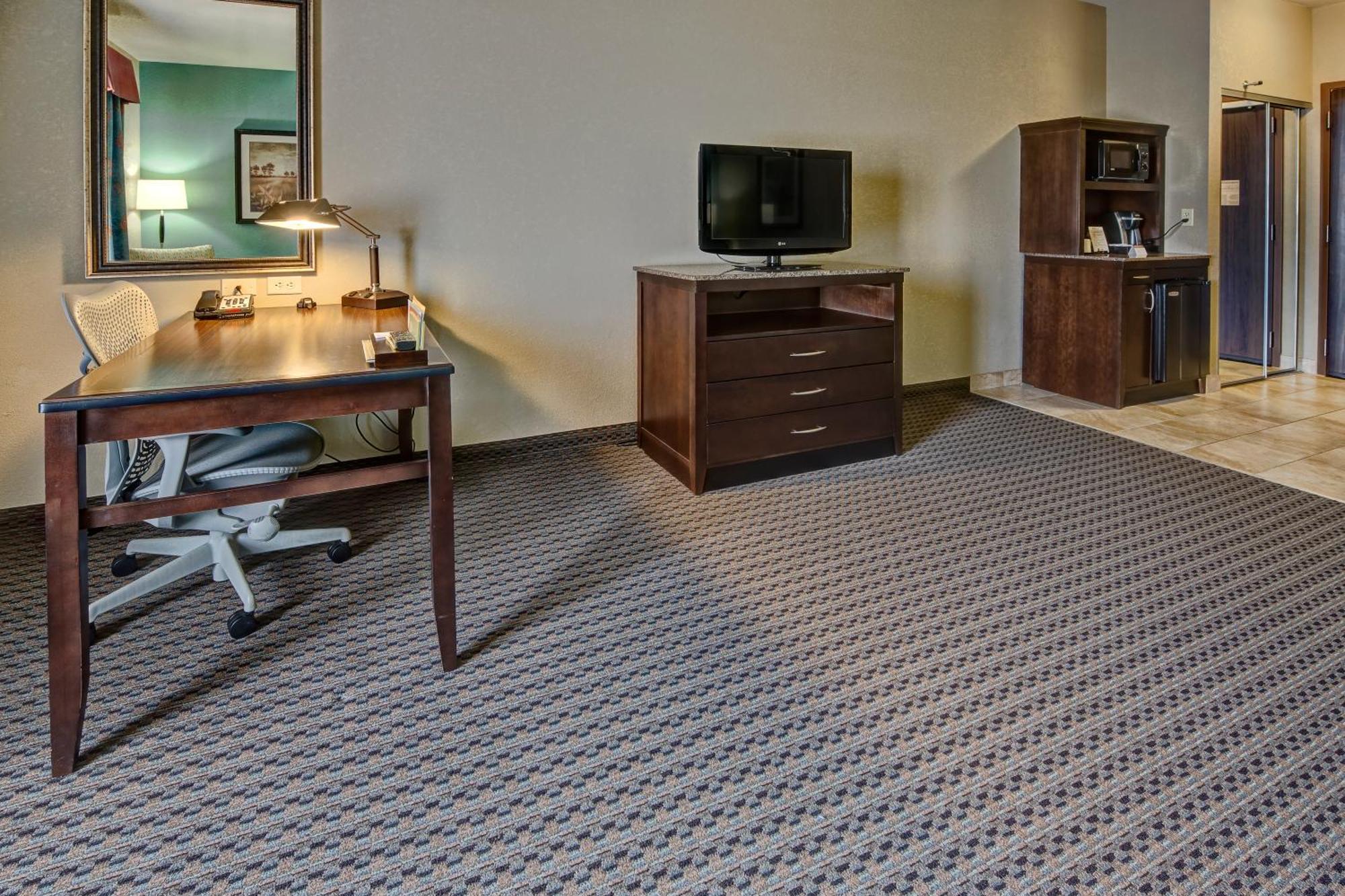 Hilton Garden Inn Midtown Tulsa Exteriör bild