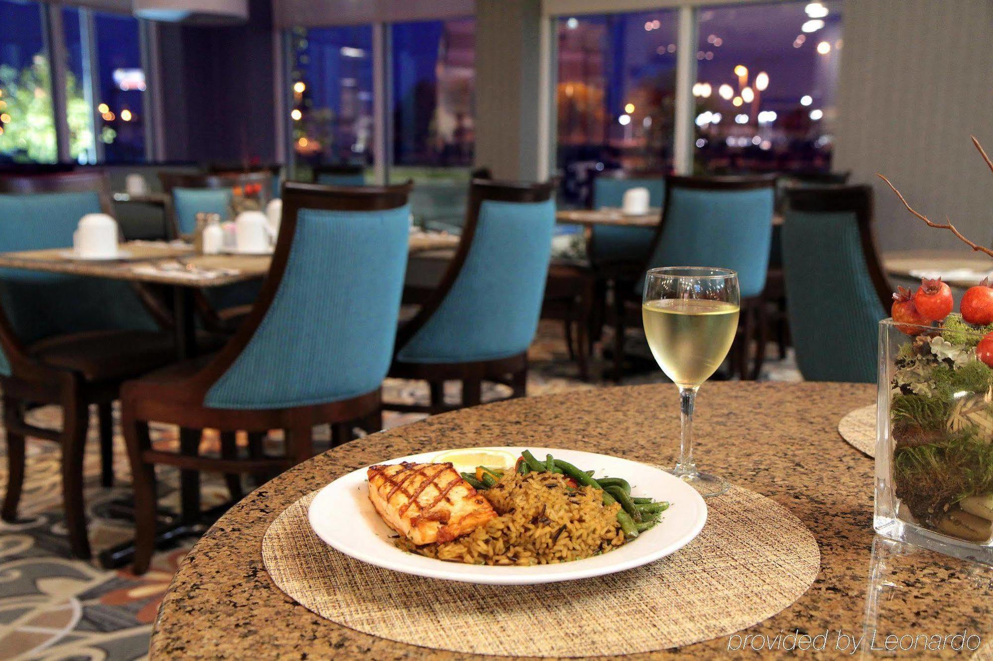 Hilton Garden Inn Midtown Tulsa Restaurang bild