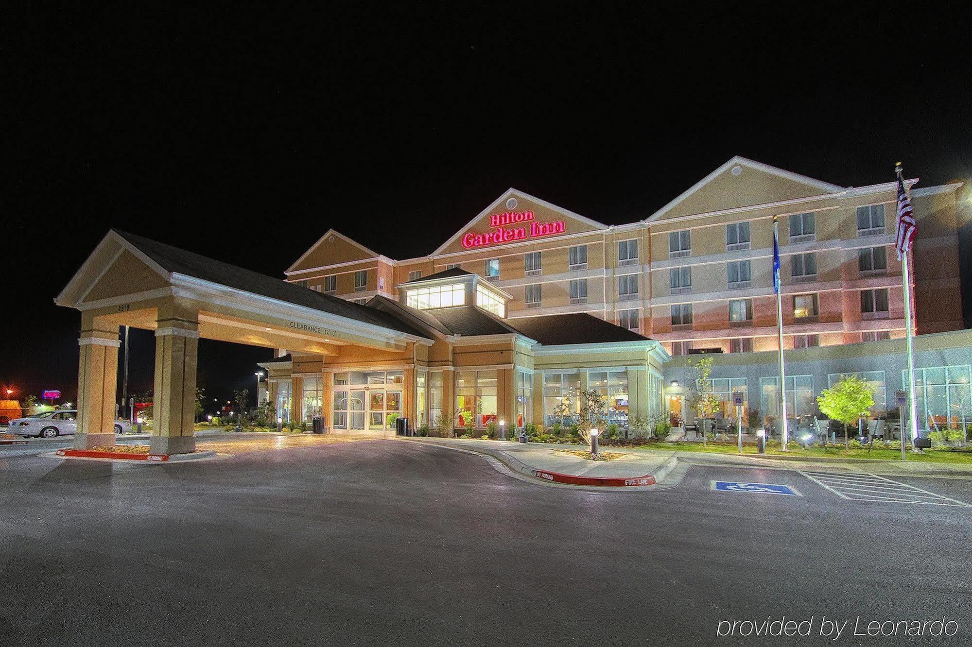 Hilton Garden Inn Midtown Tulsa Exteriör bild