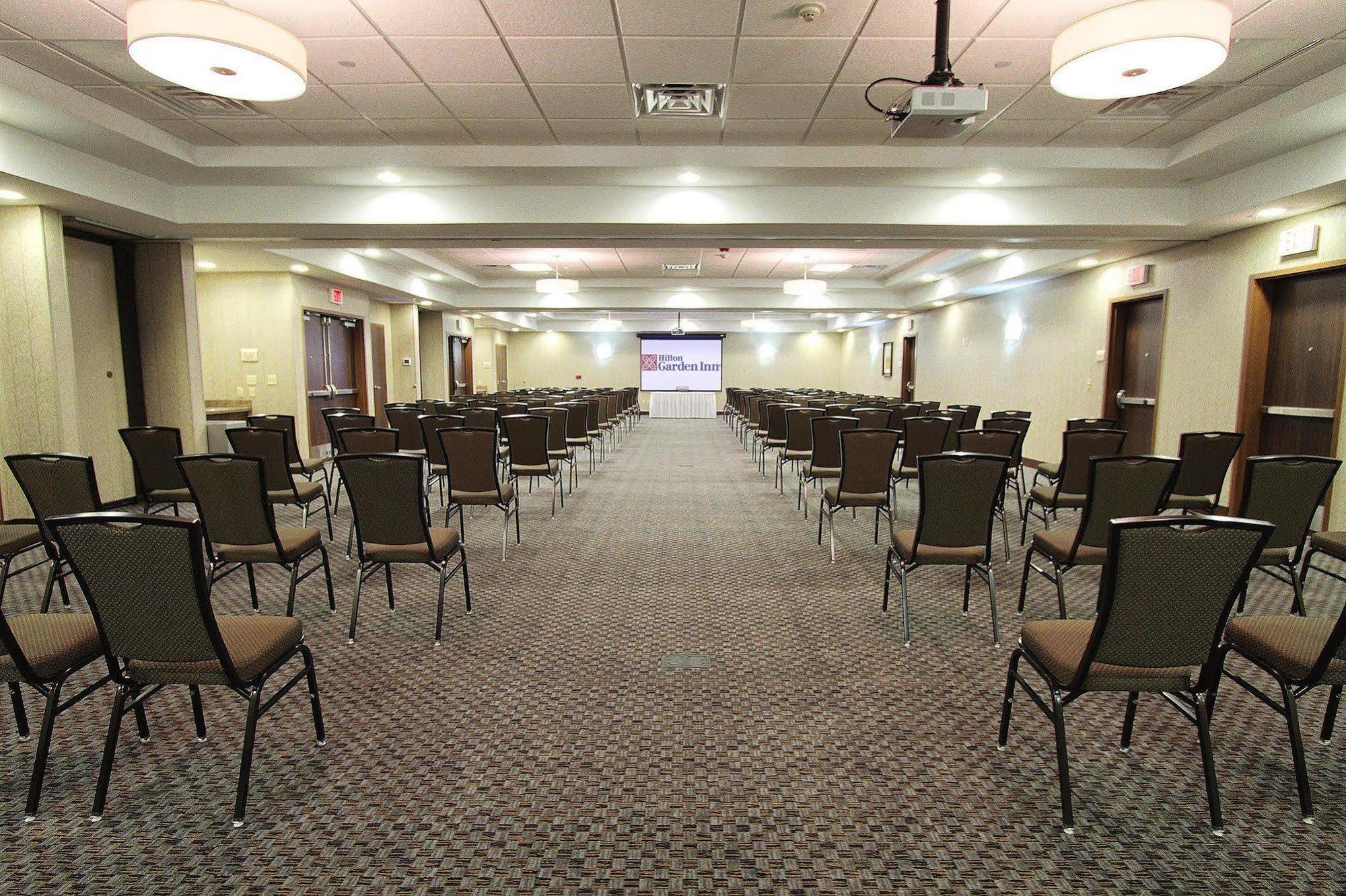 Hilton Garden Inn Midtown Tulsa Business bild