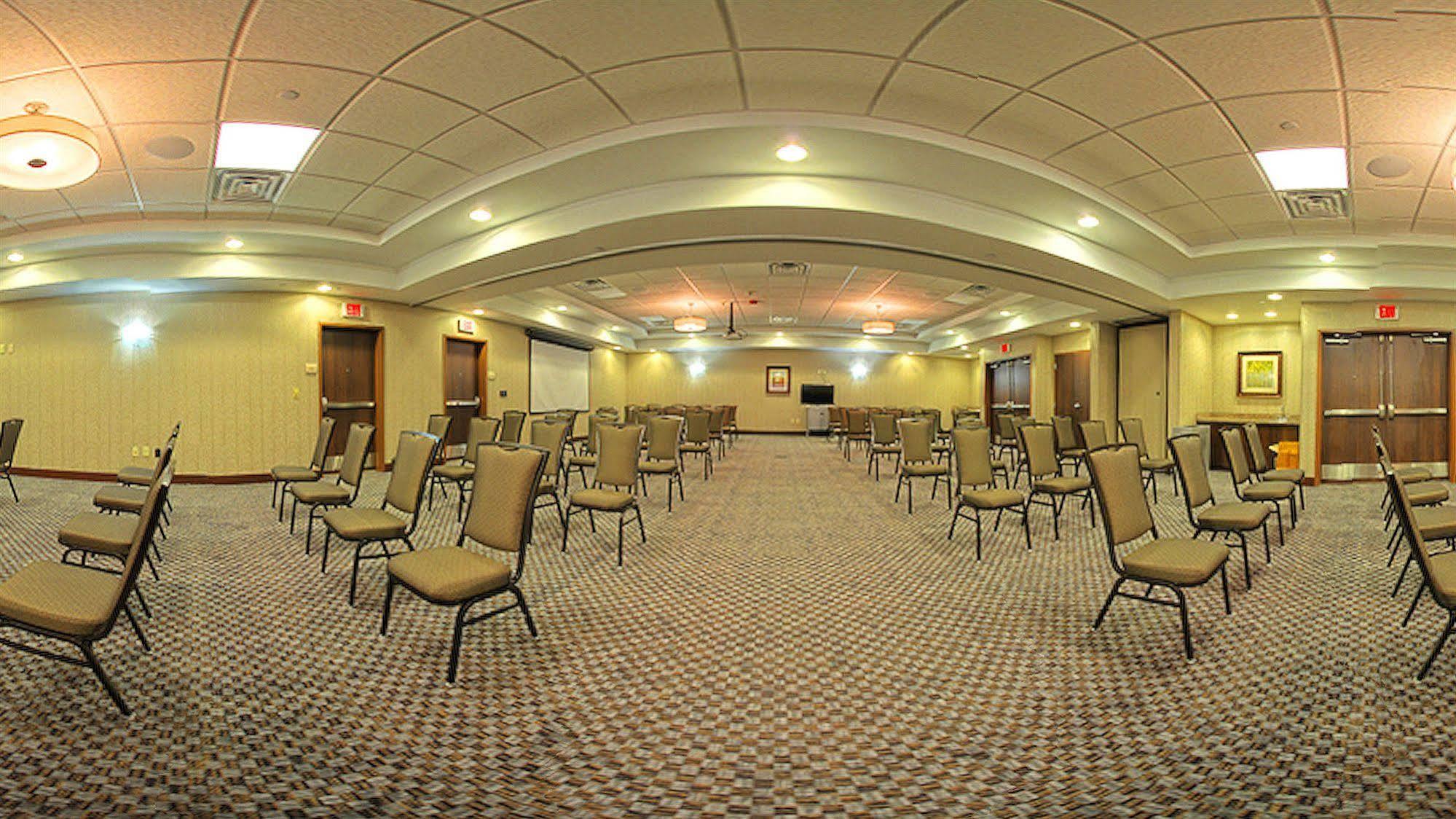 Hilton Garden Inn Midtown Tulsa Exteriör bild